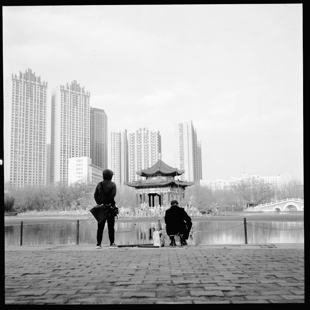 http://n.sinaimg.cn/news/transform/w600h400/20180308/z2uw-fxpwyhv9306507.jpg?zdy